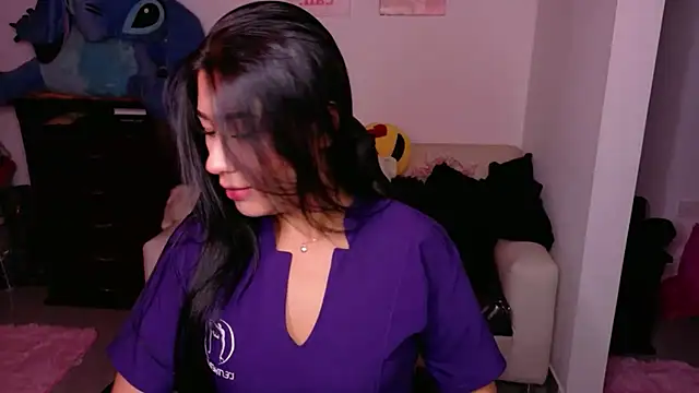 Snapshot of evelyn_ch_ chatting on March 7, 2026, 5:10 pm evelyn ch online show from March 7, 2026, 5:10 pm