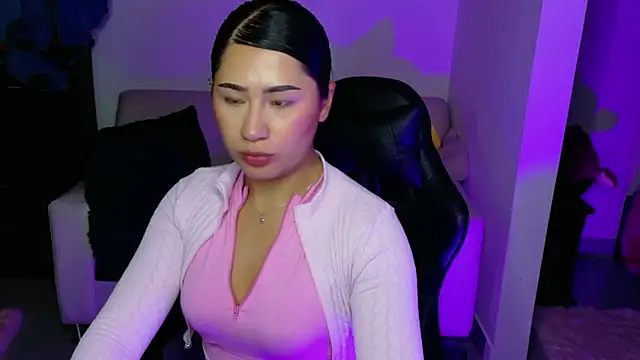 Snapshot of evelyn_ch_ chatting on March 24, 2026, 7:30 pm evelyn ch online show from March 24, 2026, 7:30 pm