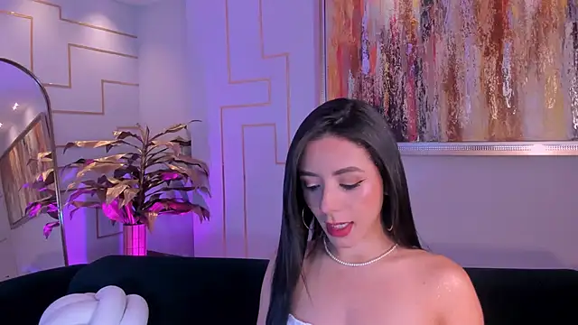 IsabellaMoreau online show from October 11, 2025, 1:09 pm