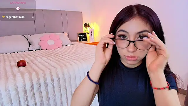 Snapshot of Kurttsinner chatting on October 5, 2025, 4:44 am Kurttsinner online show from October 5, 2025, 4:44 am