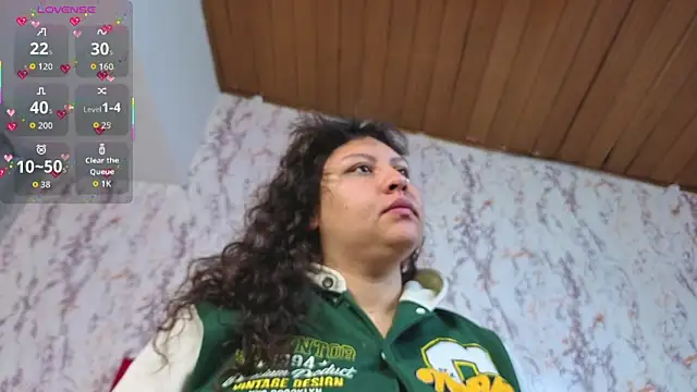 Larissa Antonella online show from October 11, 2025, 4:01 am