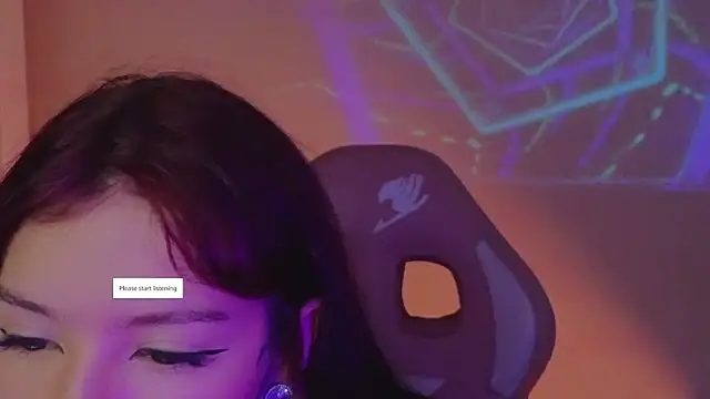 Snapshot of Moonlightt_21 chatting on February 14, 2026, 9:22 pm Moonlightt 21 online show from February 14, 2026, 9:22 pm