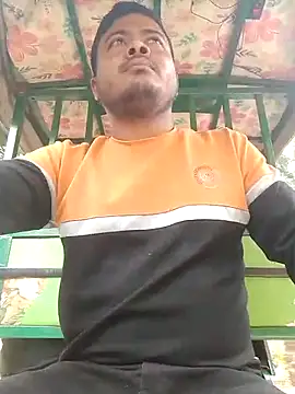 CatchingBouquet online show from February 4, 2026, 7:36 am