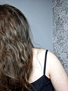 Olivia OliV online show from May 28, 2026, 1:14 am