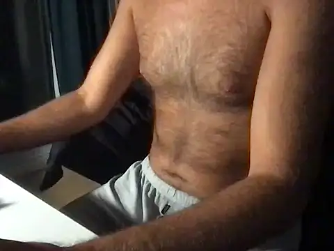 TomTop 11 online show from September 29, 2025, 9:08 pm