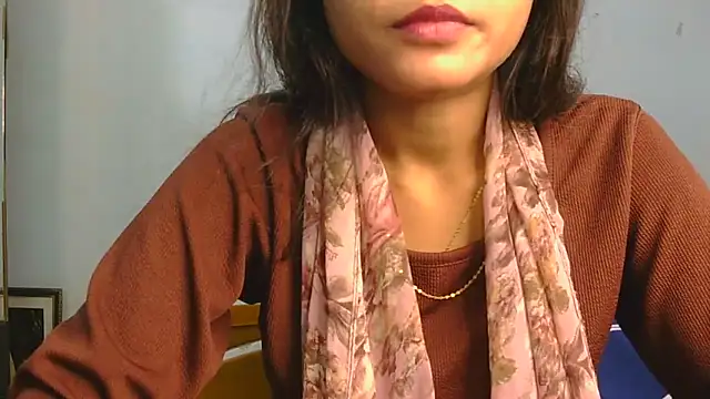 Aarti misty71 online show from April 3, 2026, 5:05 am