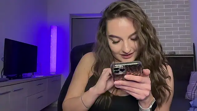 Snapshot of Rabli1 chatting on November 18, 2025, 3:27 pm Rabli1 online show from November 18, 2025, 3:27 pm