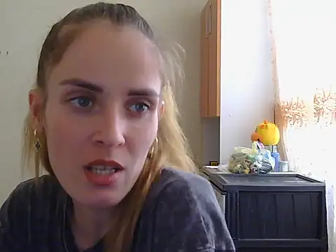 JayeTyler online show from November 13, 2025, 8:35 am