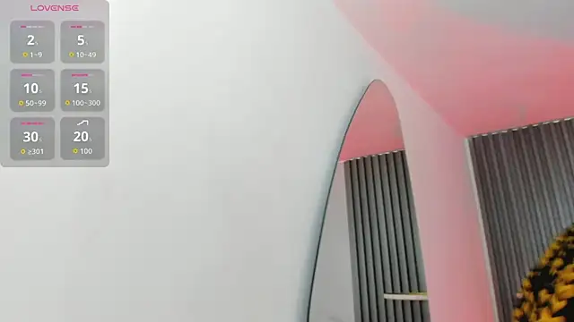 kiaratentation online show from October 8, 2025, 8:39 pm