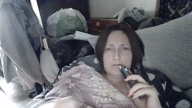 Snapshot of AllaSowinskaya chatting on October 29, 2025, 9:33 am AllaSowinskaya online show from October 29, 2025, 9:33 am