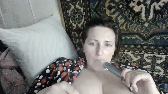 AllaSowinskaya online show from December 1, 2025, 9:42 pm