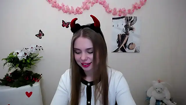 Snapshot of OceanicDawn chatting on March 2, 2026, 7:15 am OceanicDawn online show from March 2, 2026, 7:15 am