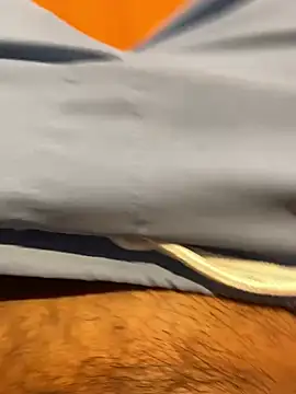 girlslvrs online show from January 12, 2026, 9:09 pm