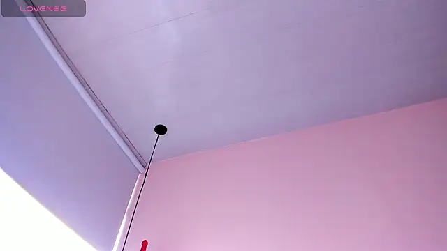 violet myerrs online show from April 10, 2026, 1:05 pm