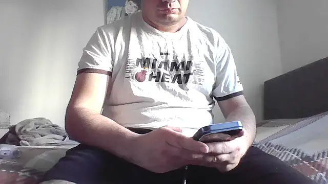 kocasosisli online show from May 24, 2026, 2:44 pm