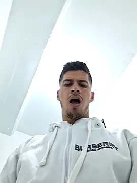 piterrr hot online show from November 27, 2025, 8:55 pm