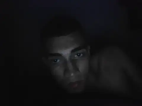 Sebas 0332 online show from November 5, 2025, 5:40 am