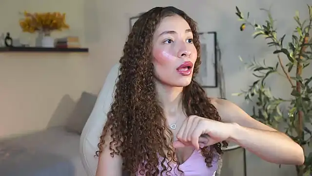 Snapshot of isabella-garcia- chatting on May 21, 2026, 10:06 pm isabella-garcia- online show from May 21, 2026, 10:06 pm