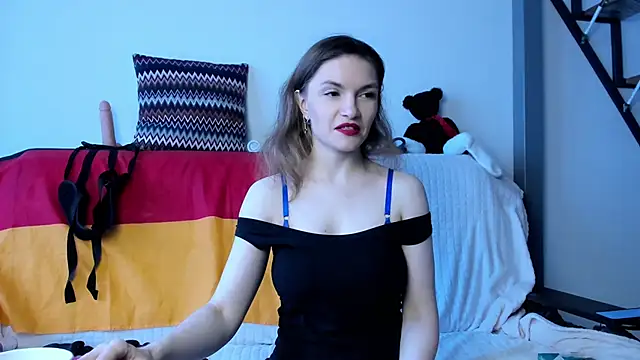 Katherine Twilight online show from December 20, 2024, 1:11 pm