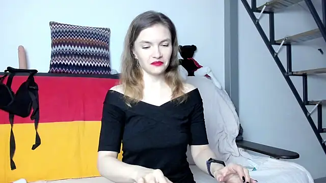 Katherine Twilight online show from January 23, 2025, 3:32 pm