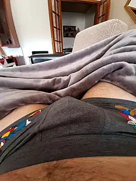 Snapshot of stella1980 chatting on March 3, 2026, 9:04 am stella1980 online show from March 3, 2026, 9:04 am