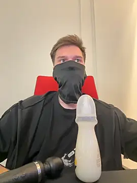 Snapshot of AyatoriKamado chatting on September 12, 2025, 8:36 am AyatoriKamado online show from September 12, 2025, 8:36 am