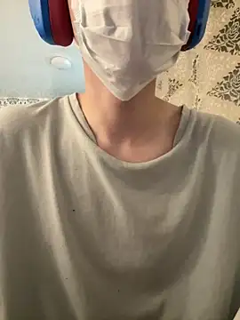 Snapshot of AyatoriKamado chatting on October 4, 2025, 8:12 am AyatoriKamado online show from October 4, 2025, 8:12 am