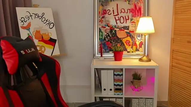 ayakskalermonss online show from September 30, 2025, 8:19 am