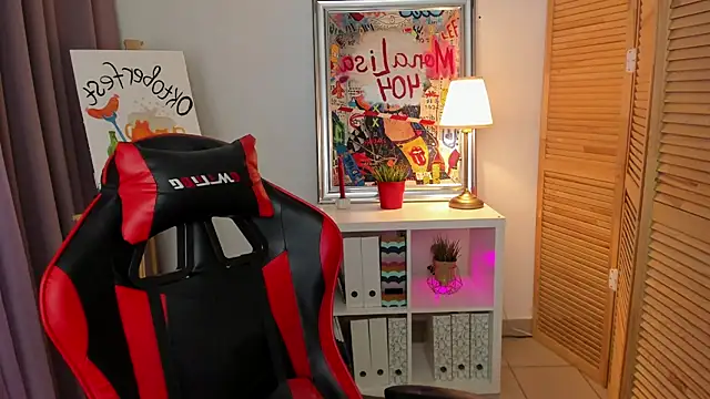 ayakskalermonss online show from October 4, 2025, 8:12 am