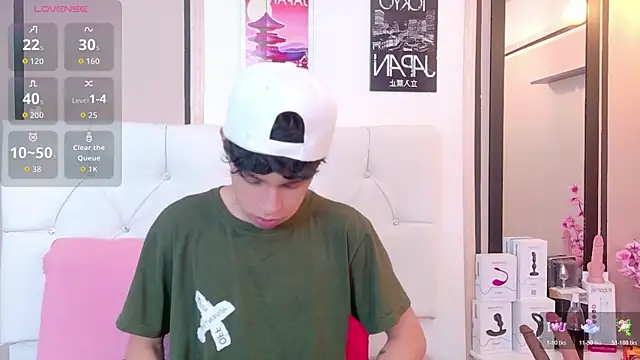 Axel  Evans online show from January 16, 2026, 1:04 pm