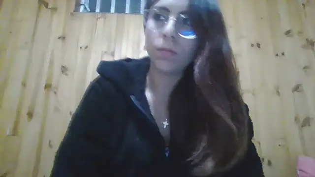 Roselingalvis13 online show from December 15, 2025, 2:38 am