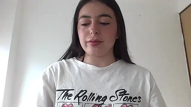 MiaKimky online show from October 9, 2025, 5:00 pm