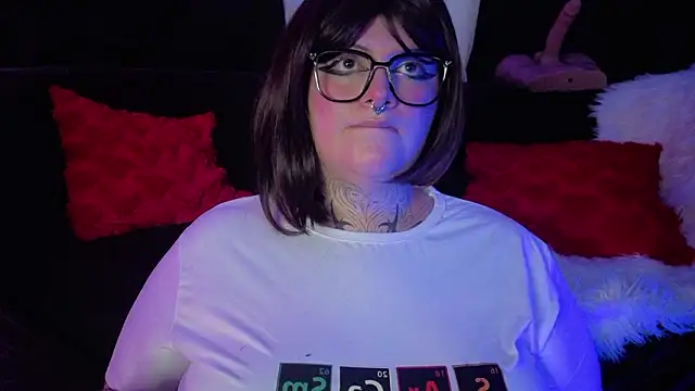 Mariana velezz online show from February 24, 2026, 12:03 pm