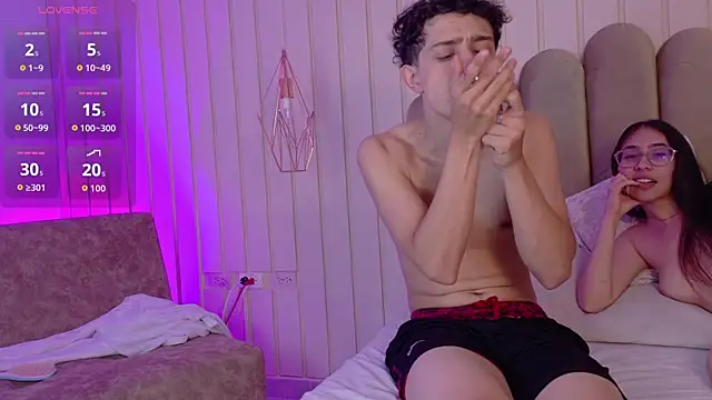 juliie star online show from April 5, 2026, 11:35 pm