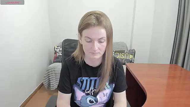 Snapshot of Alisha_Skyes chatting on June 7, 2026, 7:17 pm Alisha Skyes online show from June 7, 2026, 7:17 pm