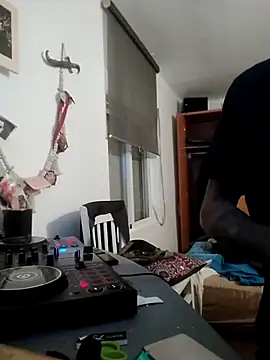 Zk1980 online show from October 27, 2025, 2:26 am