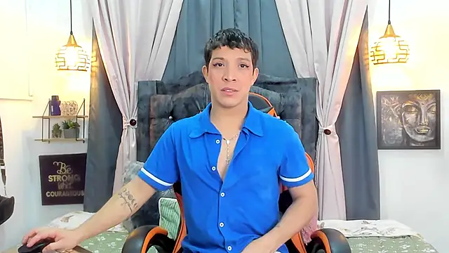 Snapshot of AustinCole01 chatting on October 22, 2025, 10:42 pm AustinCole01 online show from October 22, 2025, 10:42 pm