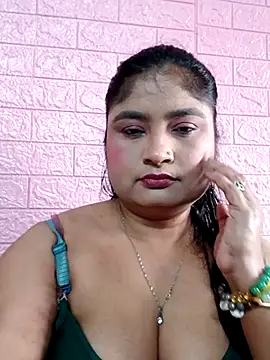 hornyriyanka online show from April 8, 2026, 2:33 am