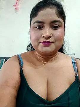Snapshot of hornyriyanka chatting on May 13, 2026, 2:42 am hornyriyanka online show from May 13, 2026, 2:42 am