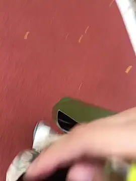 xinmeng-000 online show from October 4, 2025, 6:44 am