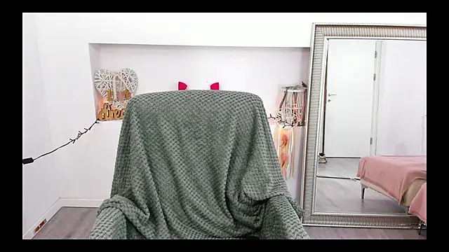 Arya Lexy online show from September 25, 2025, 6:11 pm