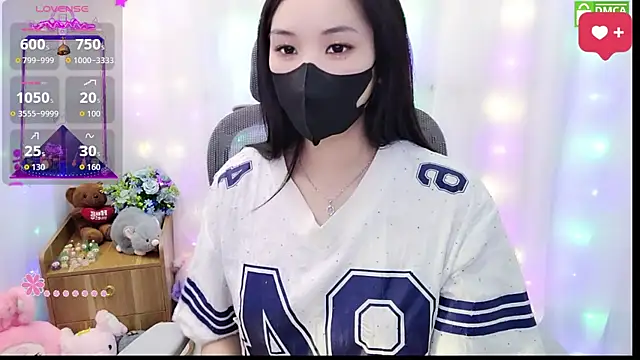 HanaYourlove online show from May 20, 2026, 2:34 pm