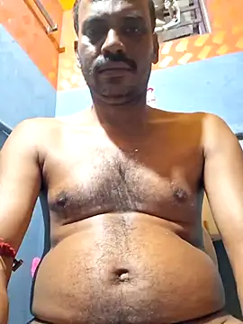 cutecouple1983 online show from November 29, 2025, 11:02 am