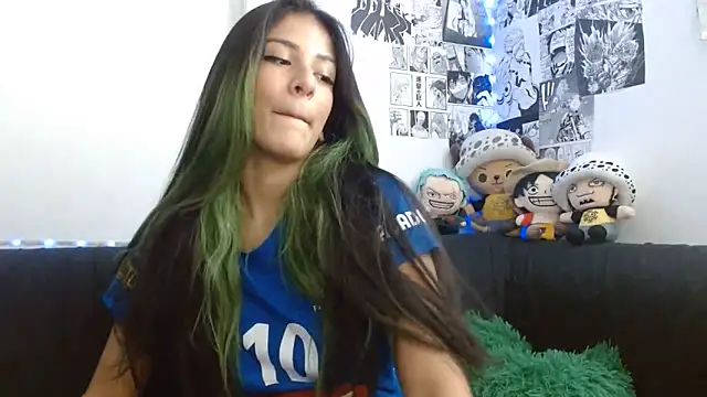 Snapshot of Chloe_paytone chatting on June 15, 2026, 6:10 pm Chloe paytone online show from June 15, 2026, 6:10 pm