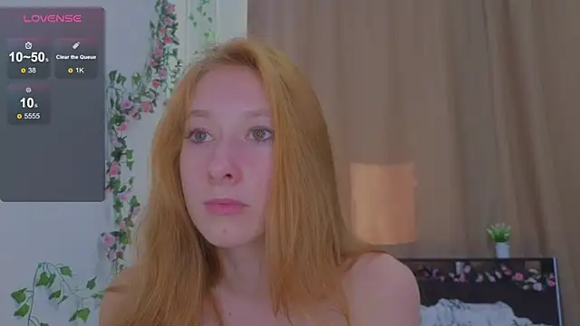 Candy Flosse online show from September 23, 2025, 9:12 am