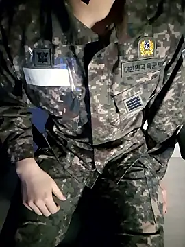 111owo111 online show from February 24, 2026, 1:53 pm