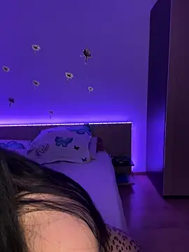 Mihadttraf online show from November 6, 2025, 10:43 pm