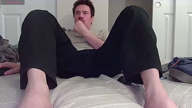 steelwoodVids online show from April 1, 2026, 10:27 am