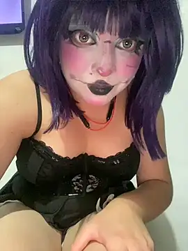 Snapshot of Lucy_YupiSweet chatting on July 4, 2026, 8:53 am Lucy YupiSweet online show from July 4, 2026, 8:53 am