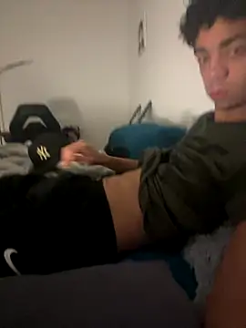 Snapshot of Ryan_12xX chatting on September 27, 2025, 6:46 pm Ryan 12xX online show from September 27, 2025, 6:46 pm